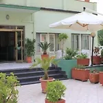Hotel Germania 3*
