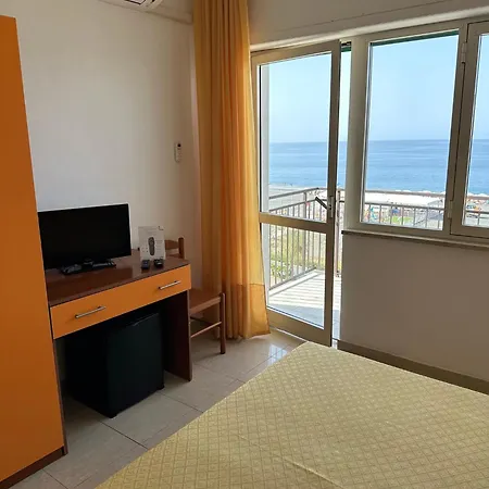 Germania Hotel 3*