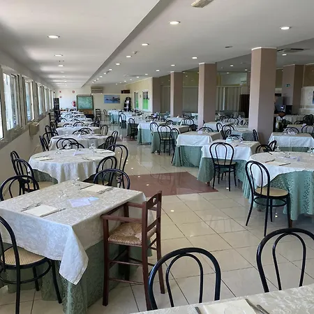 Hotel Germania 3*