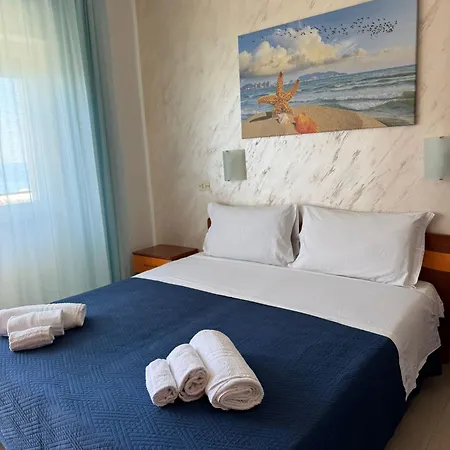Hotel Germania 3*