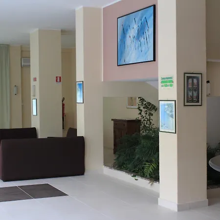 Hotel Germania 3*